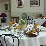 La Petite Maison * 芒通