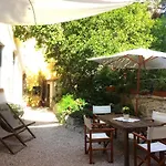 住宿加早餐酒店 La Petite Maison 芒通